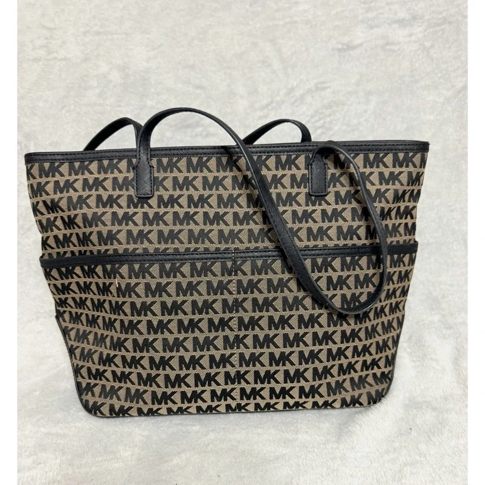 MICHAEL KORS MK Kempton Signature Beige Jacquard Tote Canvas NEW $198 - Picture 6 of 10